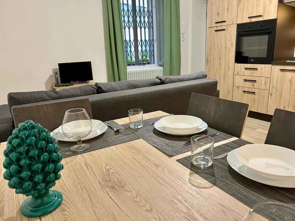 Kibilu - Via Valtellina - Quartiere Isola - Stazione Garibaldi - Monumentale - Vicinanze Brera Apartamento